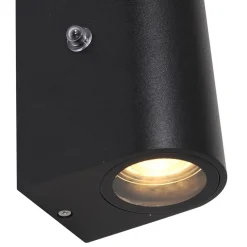 Buitenlamp Logan zwart+schemersensor IP44></noscript>Straluma Hot
