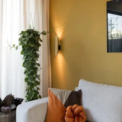 Chique wandlamp solid brass met zwart up+down><noscript><img width=