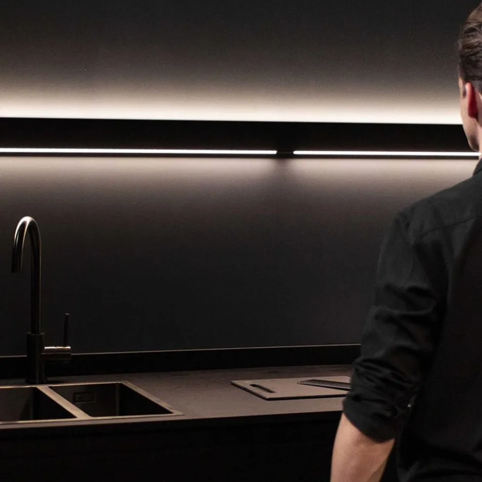 Design LED wandlamp zwart met Gesture Control 180 cm>Straluma Discount