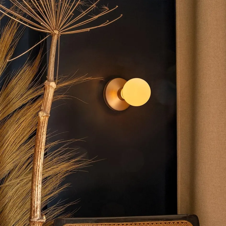 Dimbare wandlamp op batterij goud met frosted>Straluma Clearance