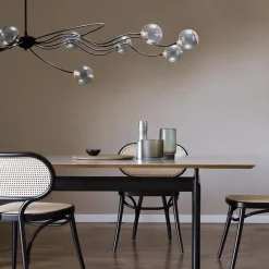 Grote LED hanglamp zwart met helder glazen bollen></noscript>Straluma New