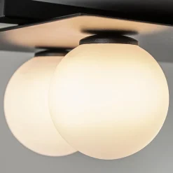Grote plafondlamp rechthoekig zwart met witte bollen></noscript>Straluma Best