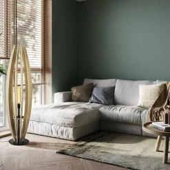 Grote vloerlamp blank hout met mat zwarte voet></noscript>Straluma New