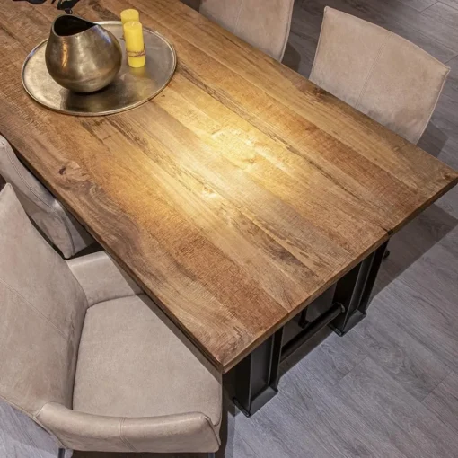 Industriële eettafel rechthoekig blad met metalen poot>Straluma