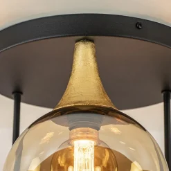 Klassieke plafondlamp zwart/goud met amber glas></noscript>Straluma Best