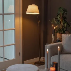 Klassieke vloerlamp brons met creme kap></noscript>Straluma Outlet