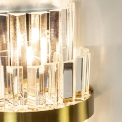 Klassieke wandlamp brushed brass met helder kristal></noscript>Straluma