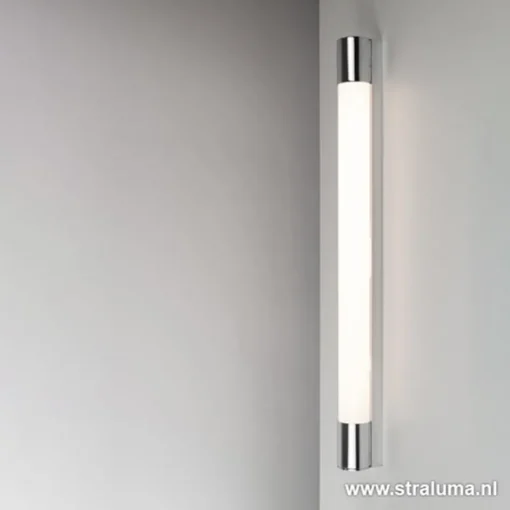 LED badkamer-wandlamp met stopcontact>Straluma Best