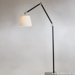 Moderne staande lamp staal met zwart></noscript>Straluma Online