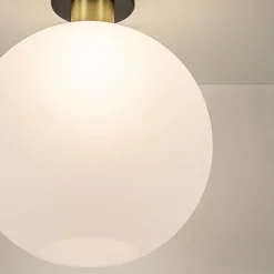 Plafondlamp zwart/goud met opaal glas 30 cm></noscript>Straluma Best