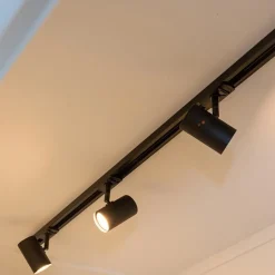 Rail Trackline set 1.5m zwart 4 spots></noscript>Straluma Discount
