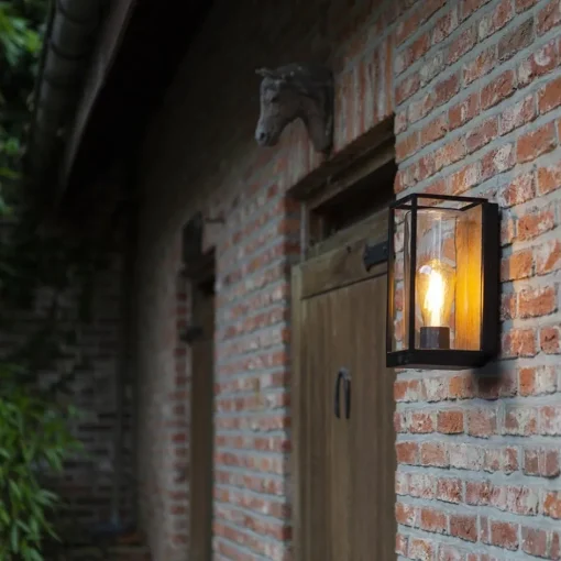 Rechthoekige buitenlamp zwart met houtlook en glas>Straluma Online