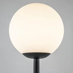 Retro vloerlamp mat zwart met witte glazen bol></noscript>Straluma New