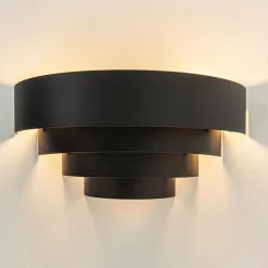 Robuuste wandlamp zwarte ringen></noscript>Straluma Hot