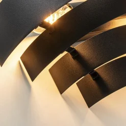 Robuuste wandlamp zwarte ringen></noscript>Straluma Hot
