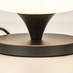 Tafellamp mat zwart met wit glas></noscript>Straluma Clearance