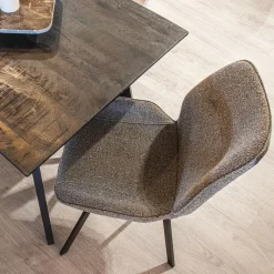 Trendy eetkamerstoel stof bruin met zwarte poot></noscript>Straluma Online