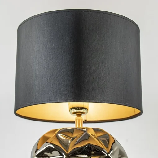 Trendy tafellamp keramiek goud met zwarte kap>Straluma Outlet