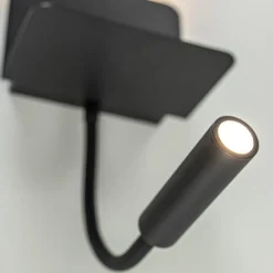 Wandlamp bed zwart flex + USB charger></noscript>Straluma Best