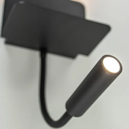Wandlamp bed zwart flex + USB charger>Straluma Best
