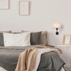 Wandlamp Chicago zwart/zandkleur kap></noscript>Straluma Outlet