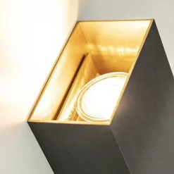 Wandlamp Eros rechthoek zwart/matgoud 2xgu10></noscript>Straluma Sale