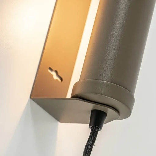 Wandlamp mat bruin met draaibare kap>Straluma Hot