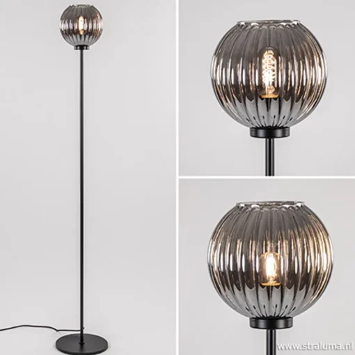 Zwarte vloerlamp met smoke glazen kap>Straluma Clearance